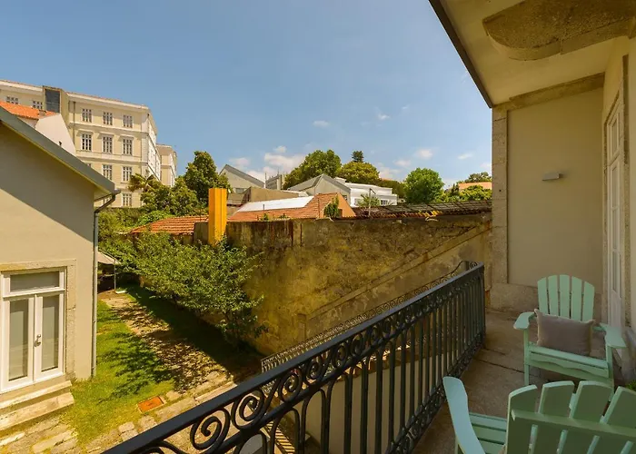 Flh Esqvta Luxury Housing